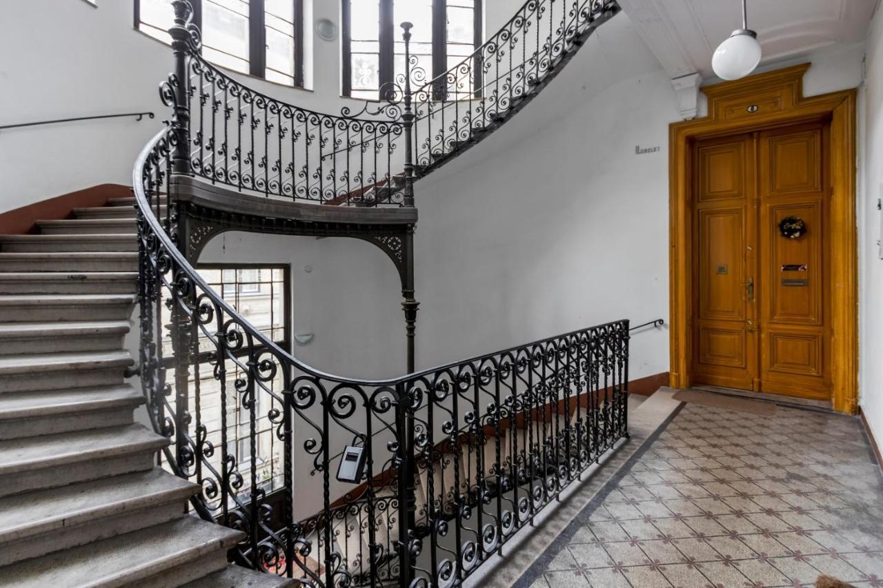 Rp1 Apartment Budapest Esterno foto